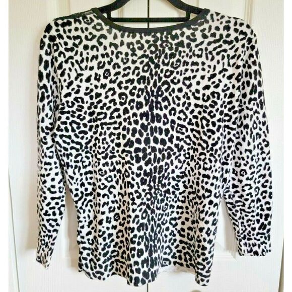WHBM White House Black Market Leopard Print Short Cardigan Sweater Size M - Picture 2 of 5